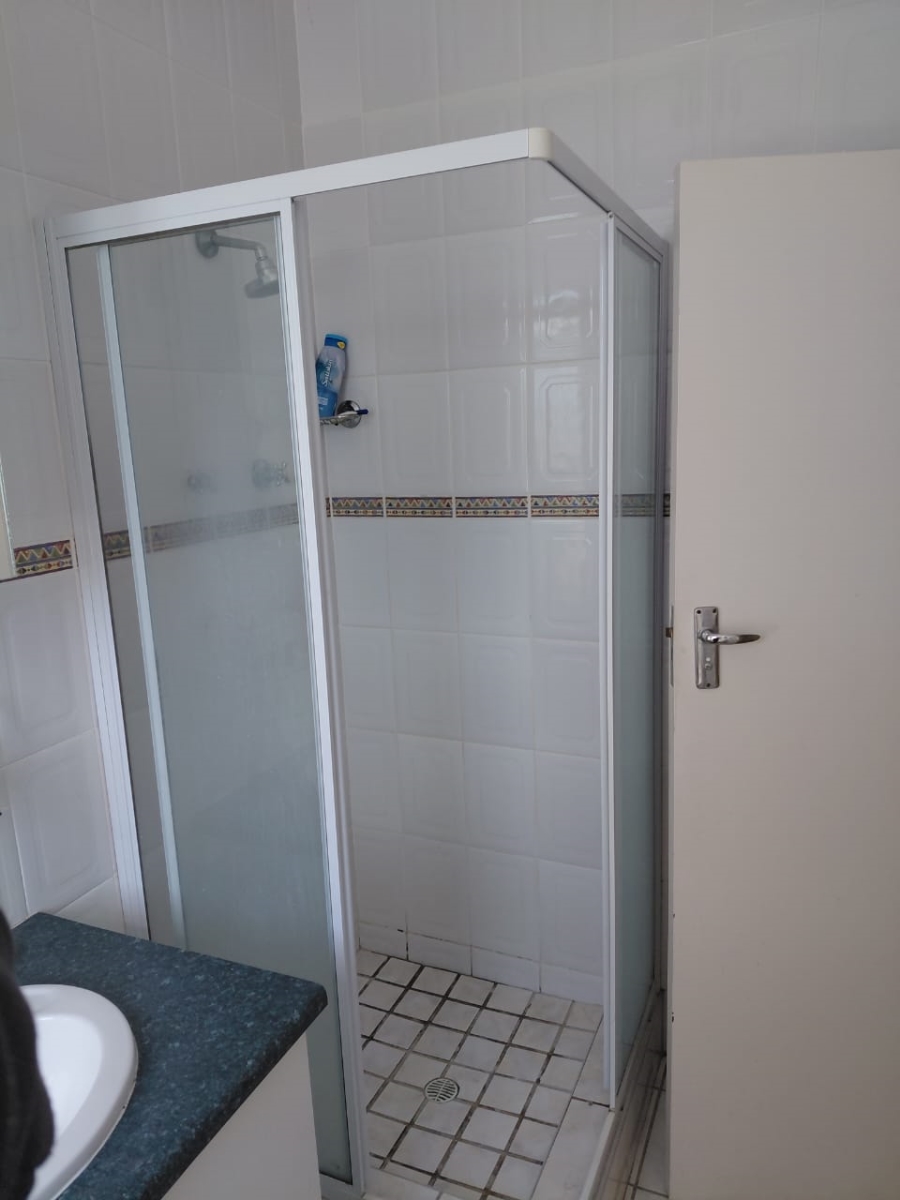 To Let 2 Bedroom Property for Rent in Summerstrand Eastern Cape